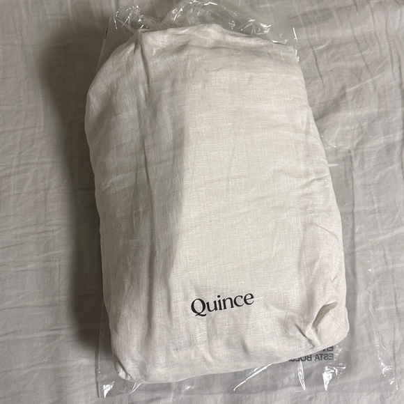 Quince european linen duvet set queen nwot - Picture 3 of 6